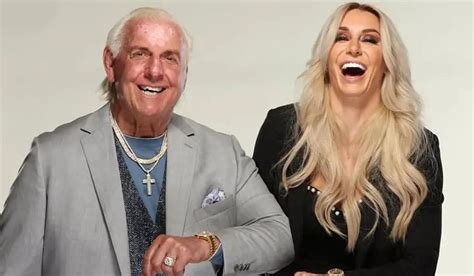 charlotte flair nud|4 reasons why Charlotte Flair hasnt returned to WWE。